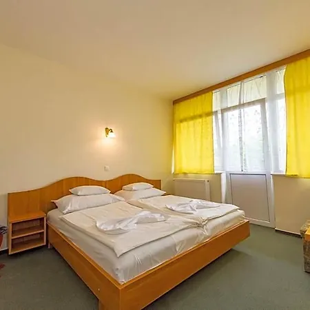 Otel Nostra 3*